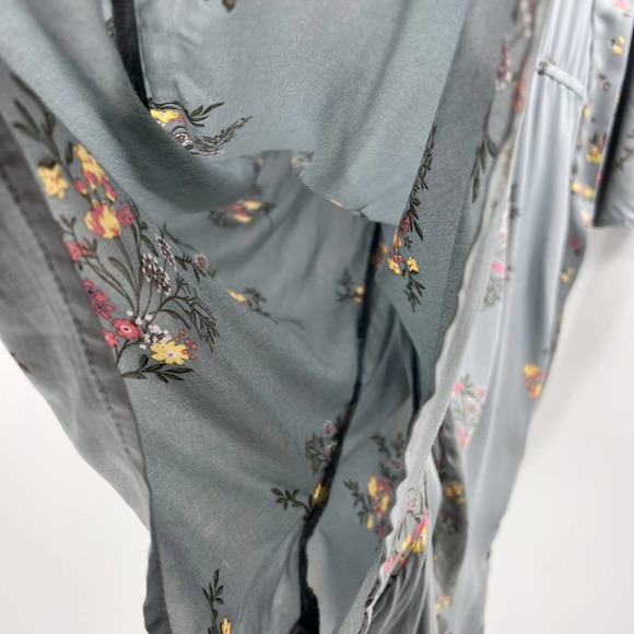 Motherhood Maternity Short Sleeve Romper Floral Fabric Tie Belt Pleated Medium - Picture 11 of 12